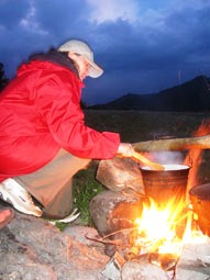 At the evening fire after the rafting day